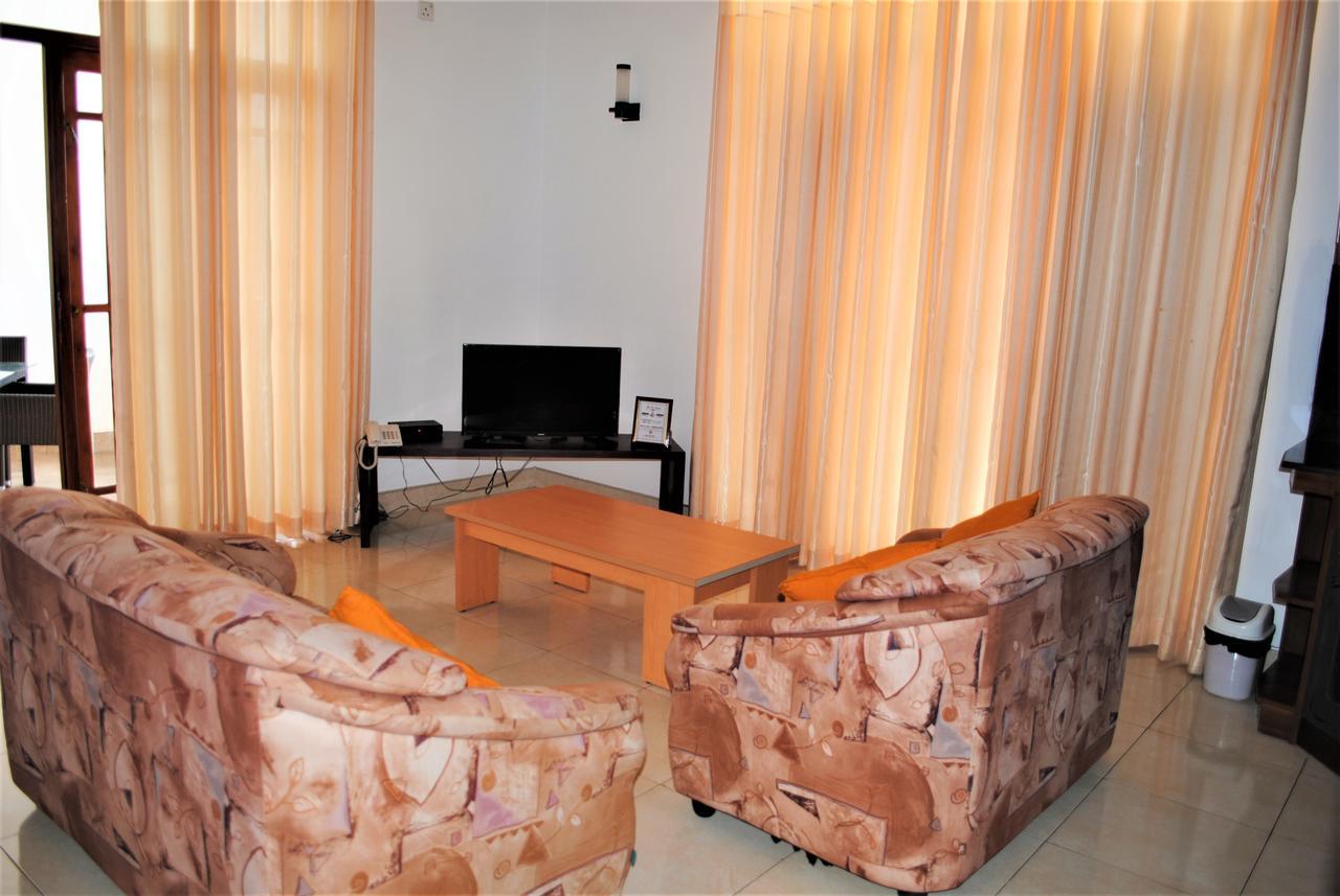 Prego Suites Ettukala Luaran gambar