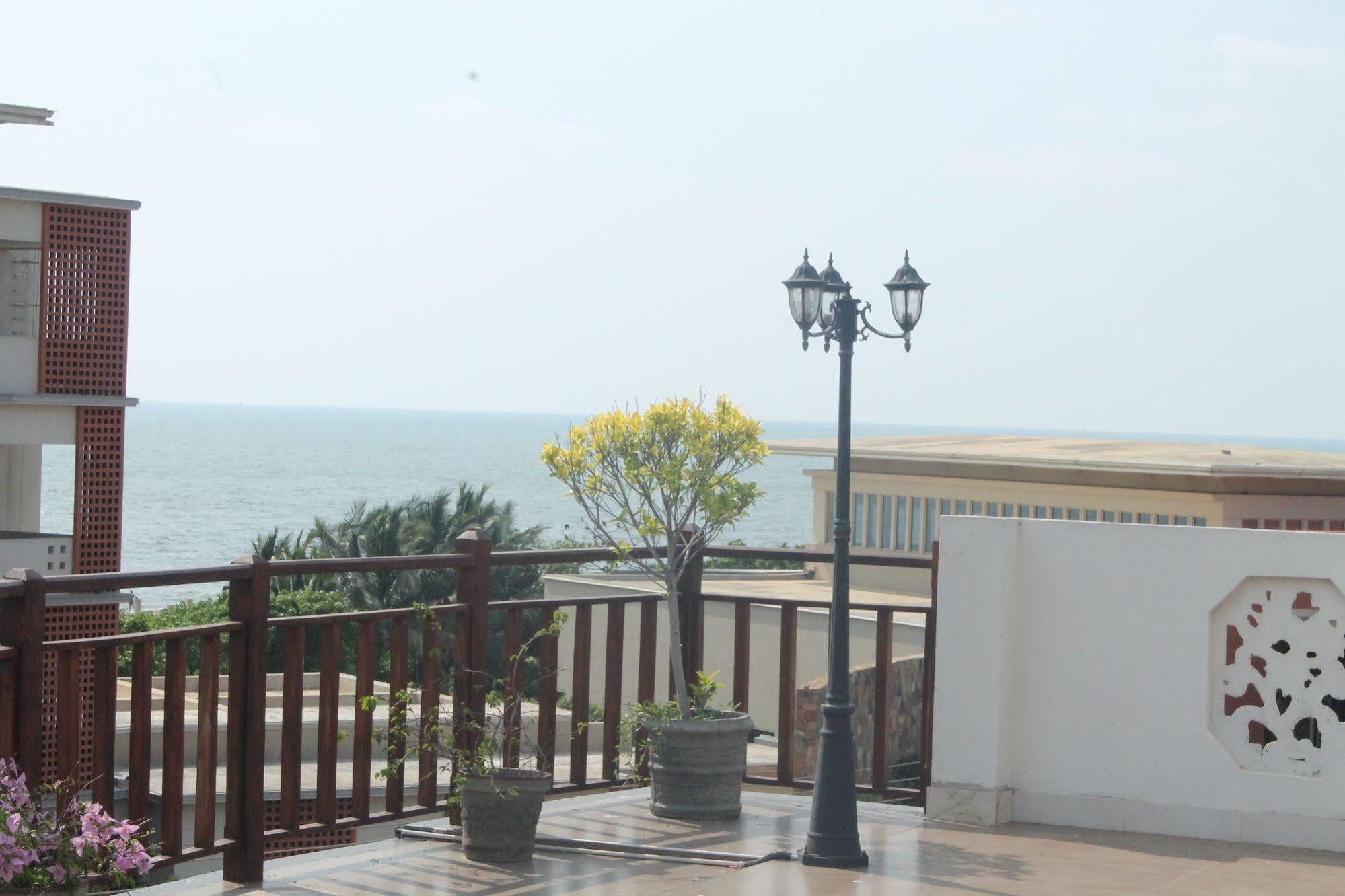 Prego Suites Ettukala Luaran gambar
