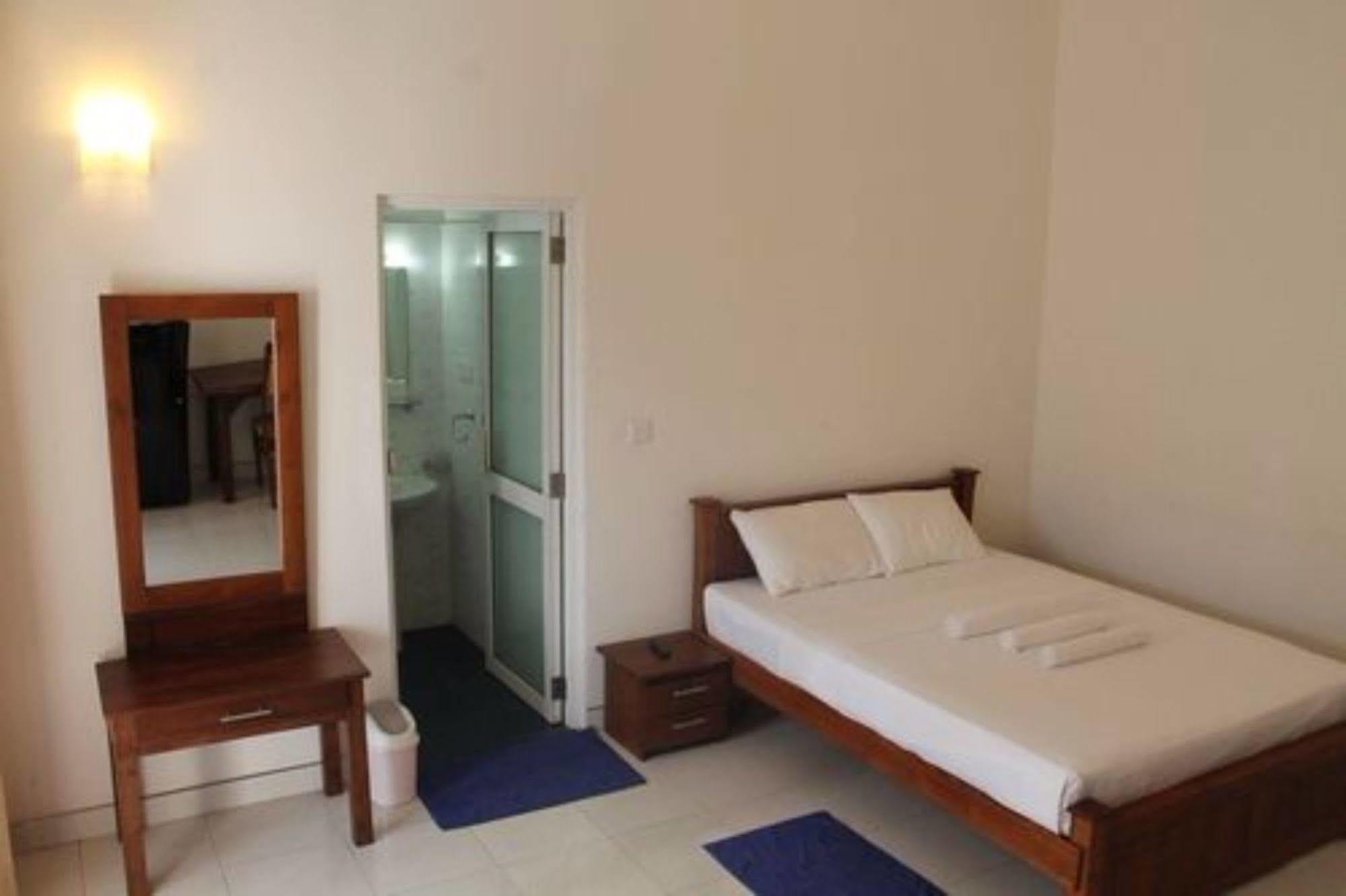 Prego Suites Ettukala Luaran gambar