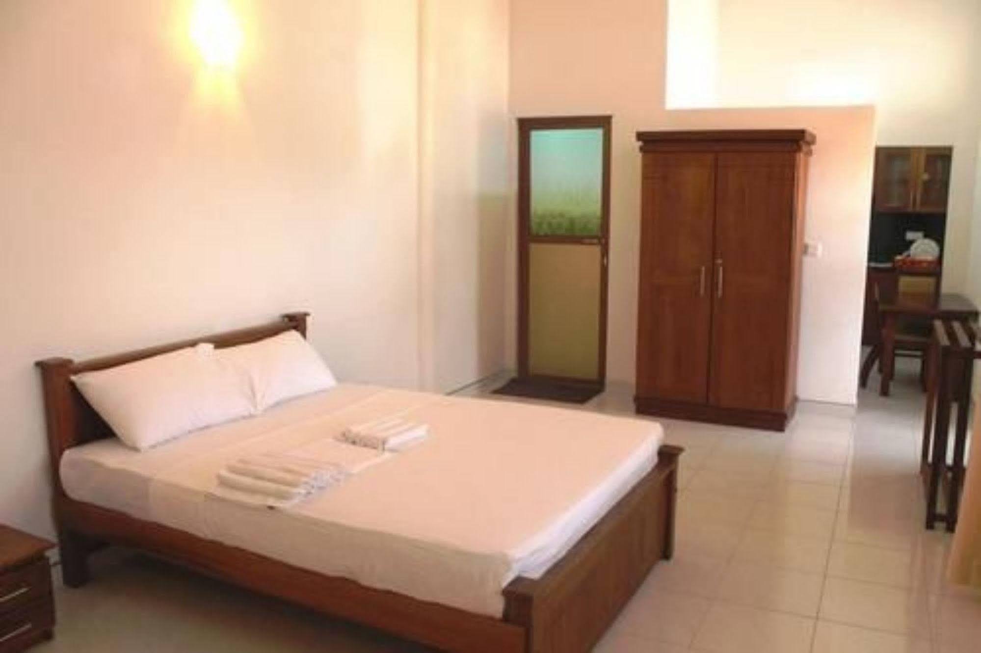 Prego Suites Ettukala Luaran gambar